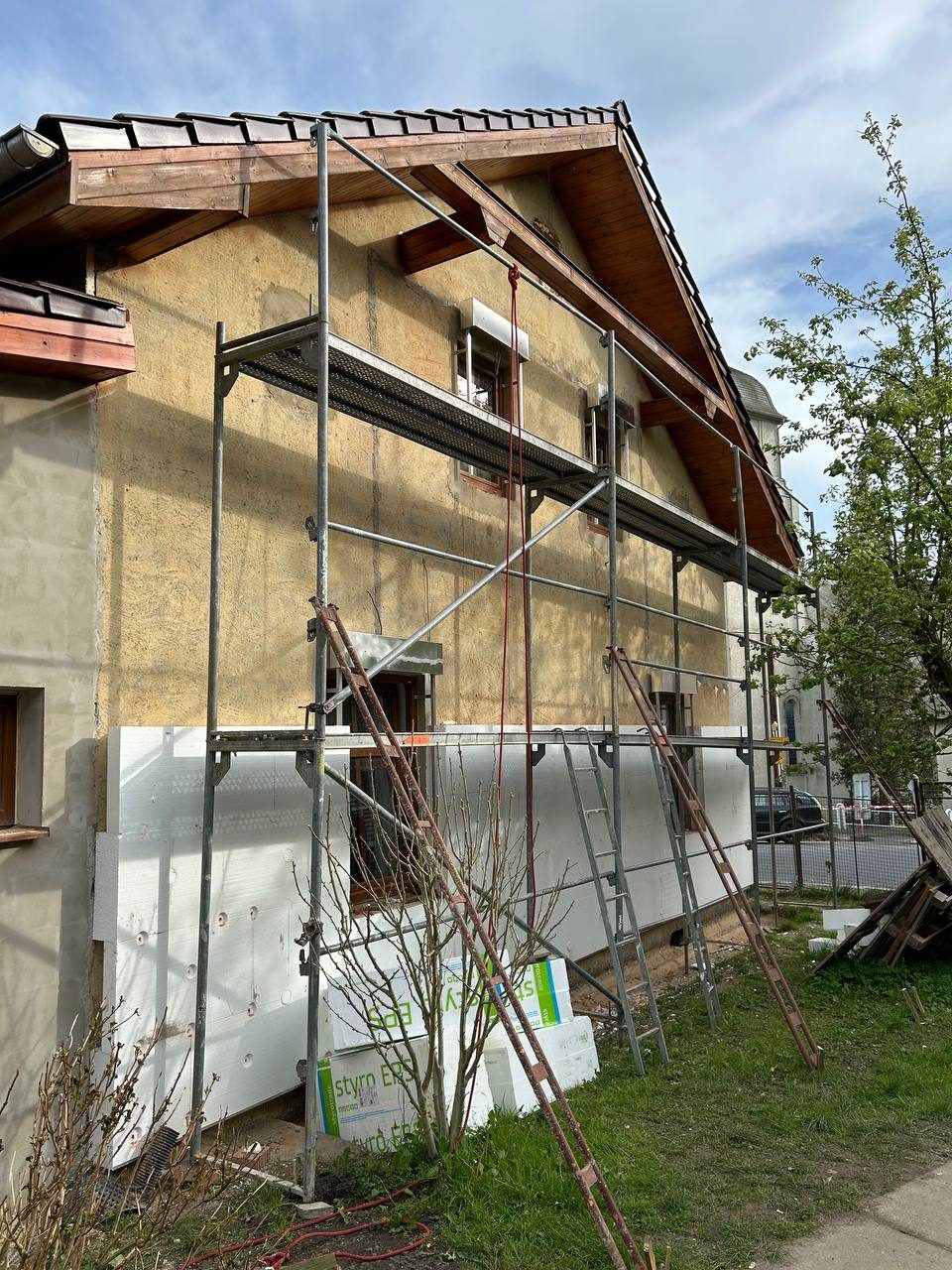 Oprava zateplení a mnichovská omítka - Žižkova, Česká Kamenice